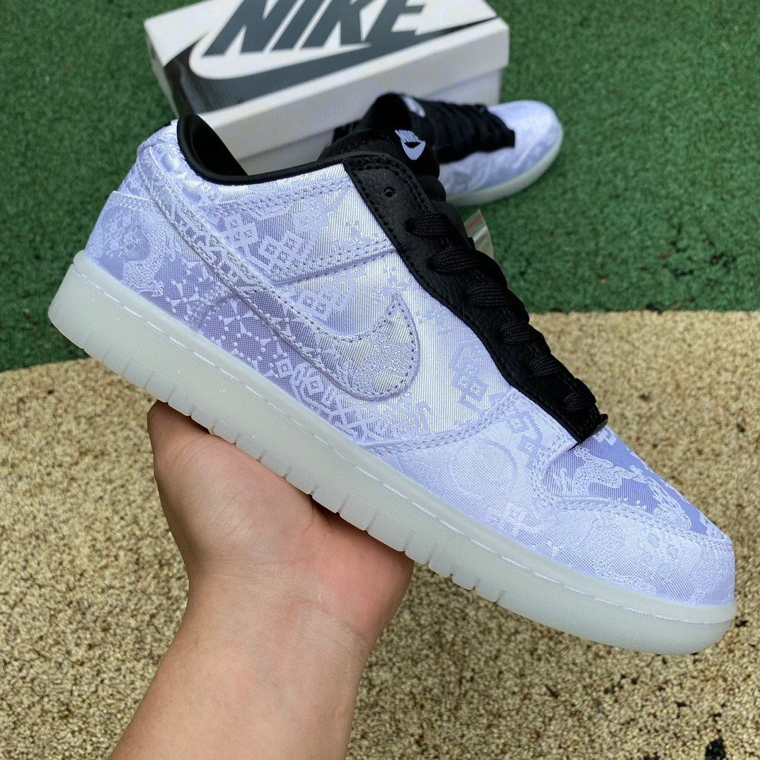 Nike Dunk Low « Fragment Design » 