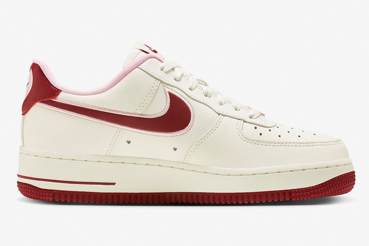 Dame Heart Edition Low-Top Court Sneaker (2023)