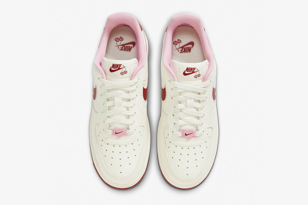 Dame Heart Edition Low-Top Court Sneaker (2023)