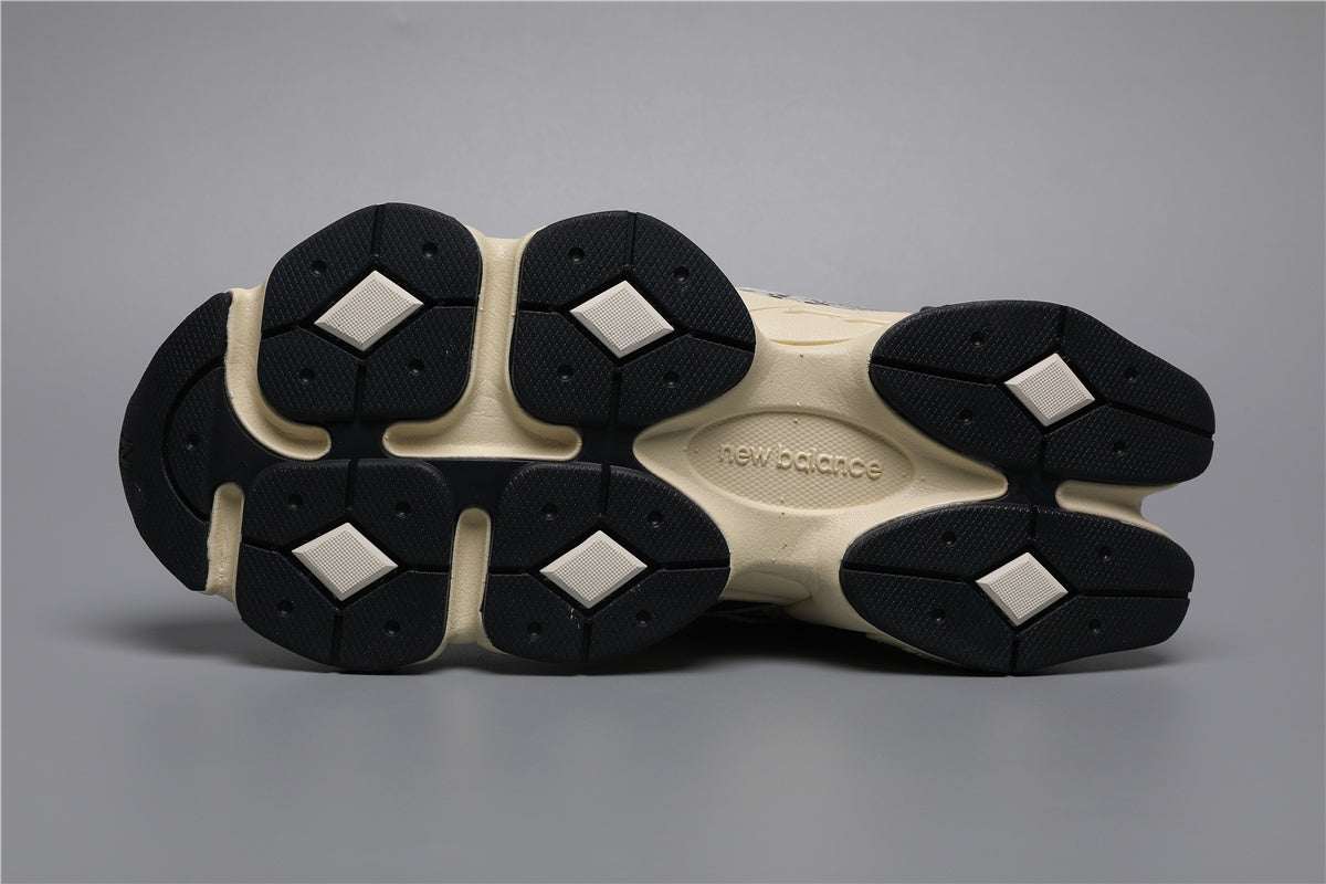 NB 9060 Noir Gris Motif Serpent SNA